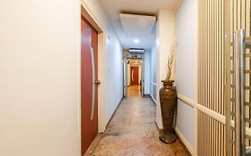 Hotel Opera Delhi Airport